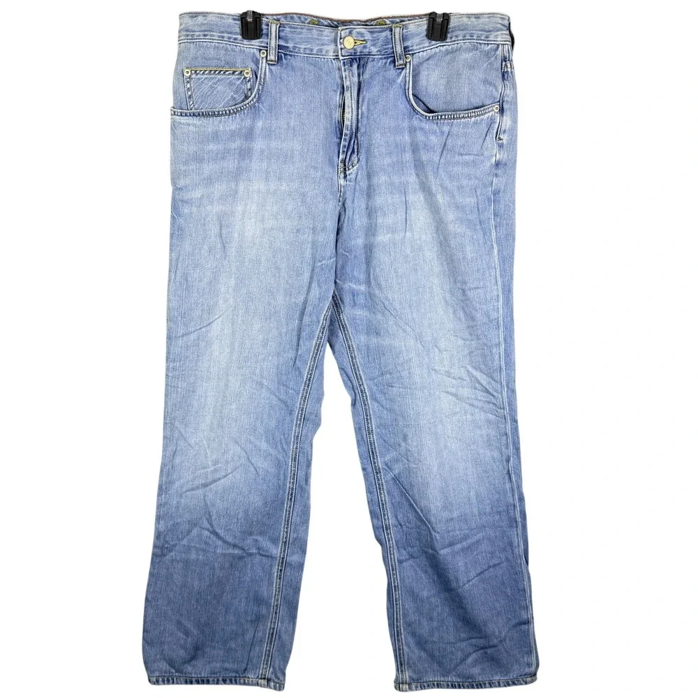 Tommy Bahama Classic Fit Jeans Mens 38x34 Blue Light Wash Cotton Tencel Blend